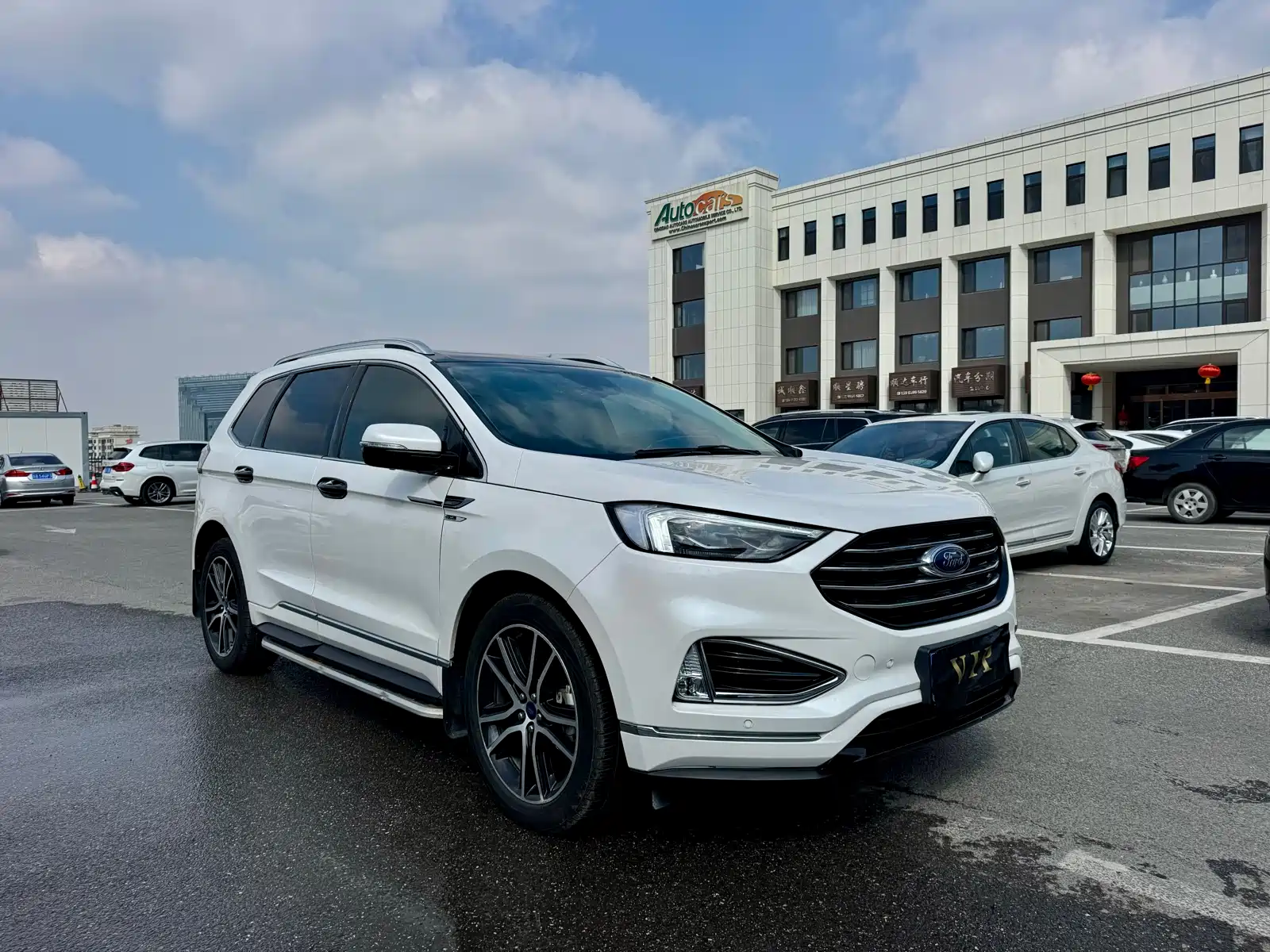 Фото 3 - Ford Edge