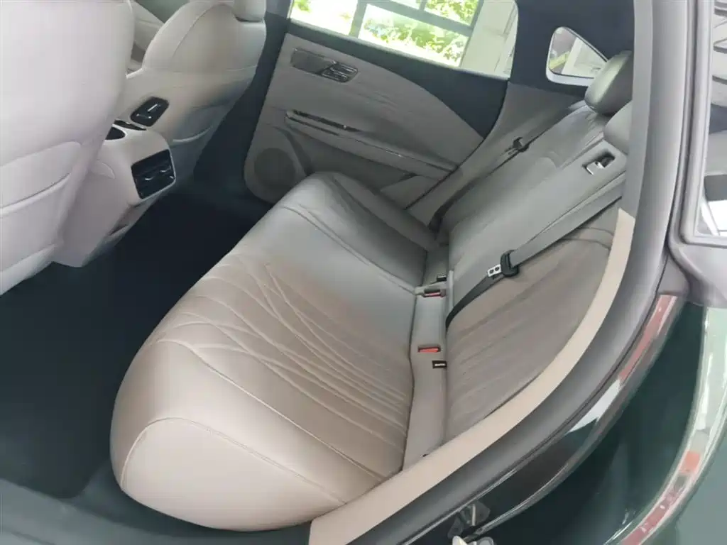 Geely Galaxy Galaxy Xingyao 8 2025 130km EM-P Starship Edition фото 17
