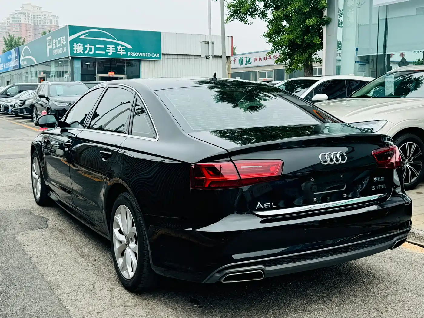 Audi A6L 2018 30th Anniversary 35 TFSI Fashion фото 8