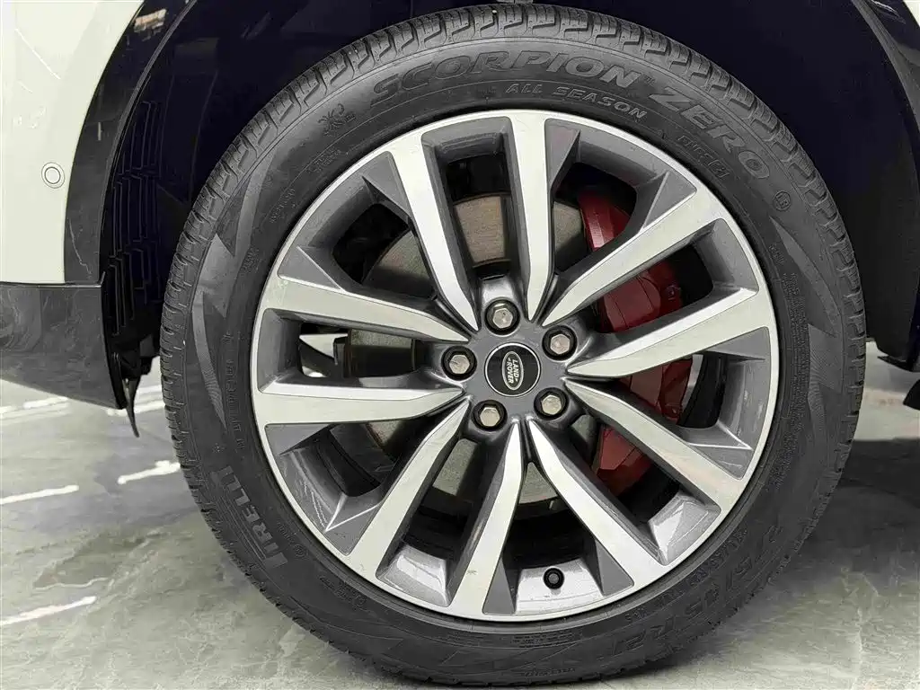 صورة 4 - Land Rover Discovery