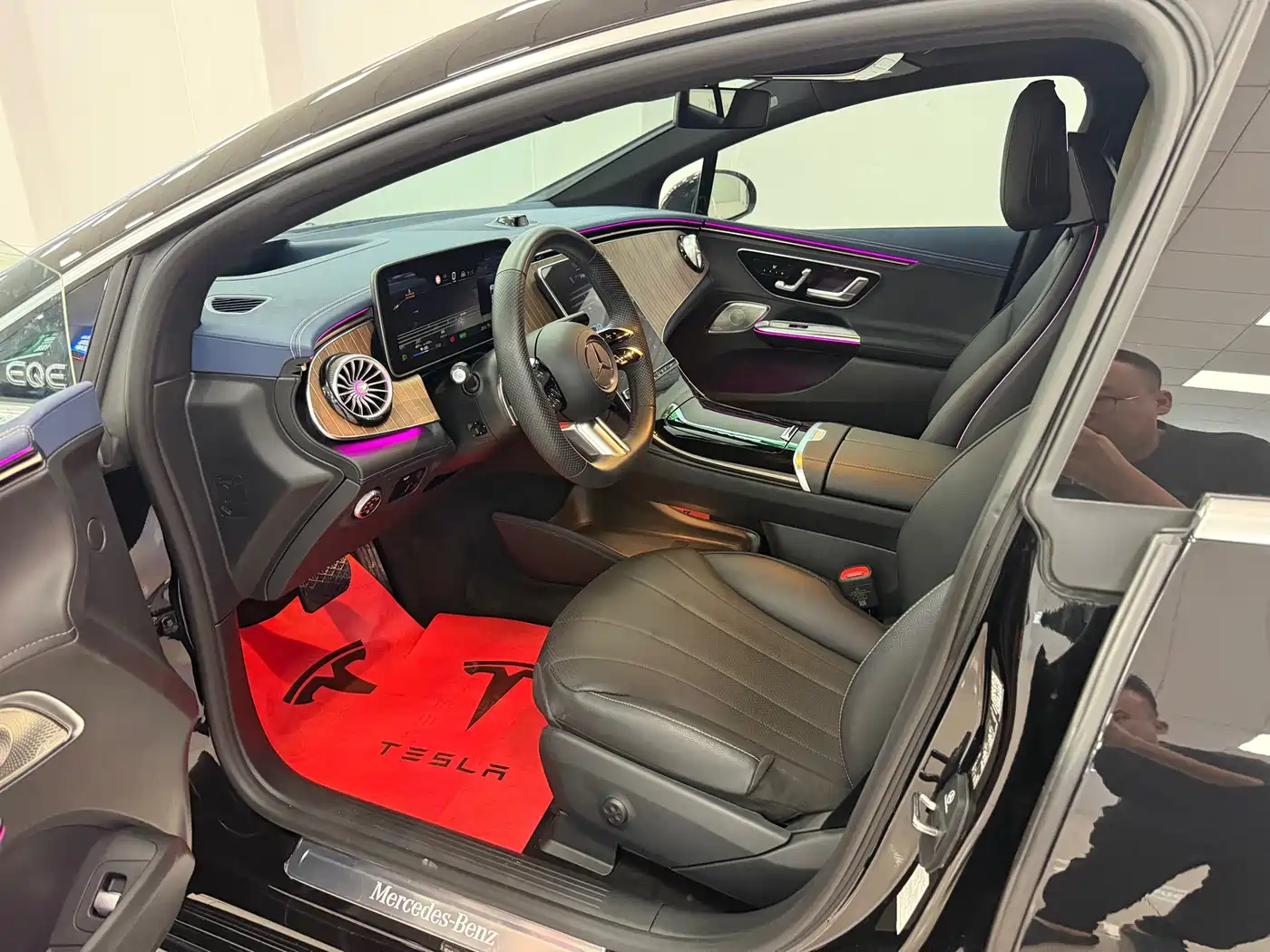 Mercedes-Benz EQE 2022 350 Luxury Edition фото 8