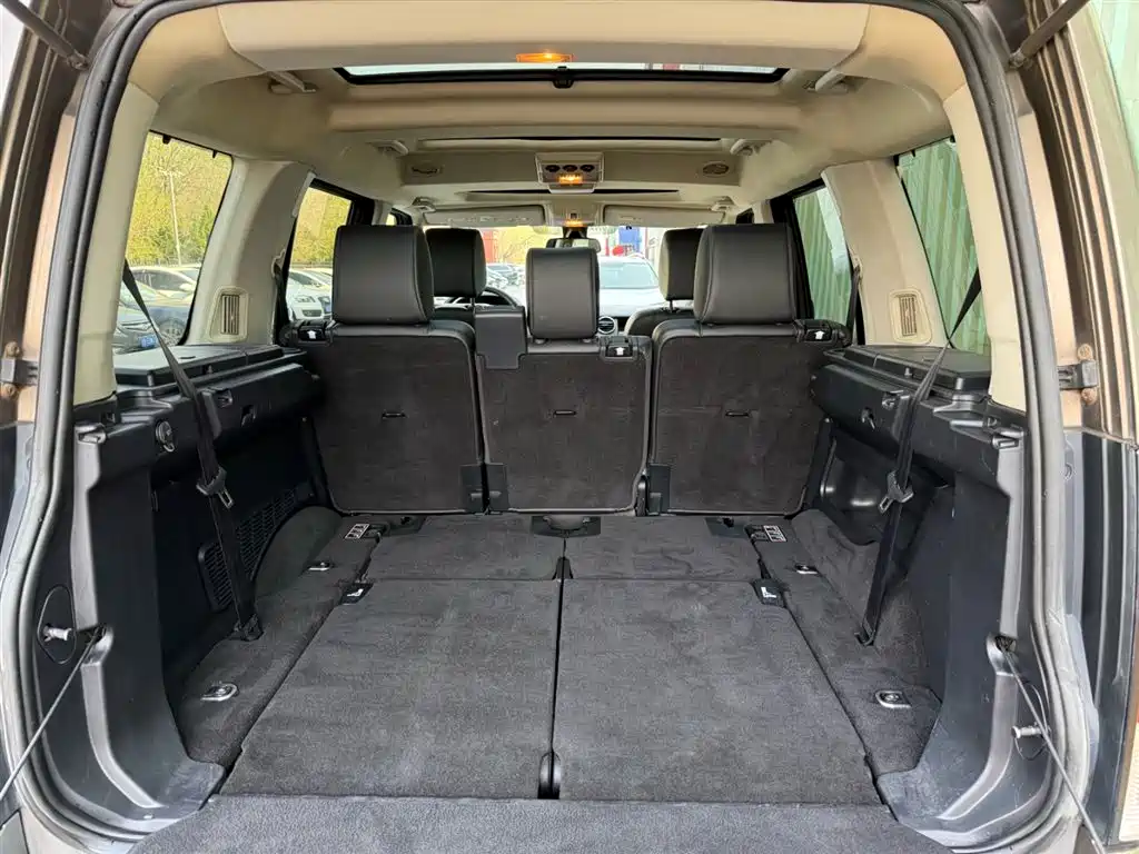 Land Rover Discovery 2012 3.0 SDV6 HSE Diesel фото 12