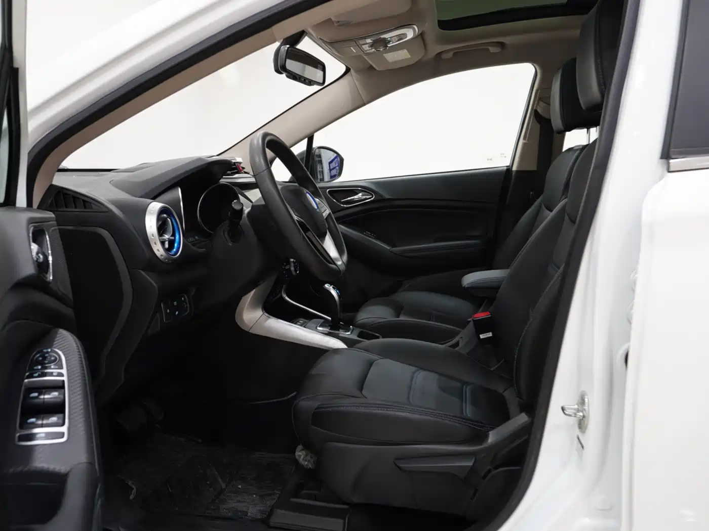 BYD Yuan New Energy 2019 2019 EV360 Smart Connect Premium Edition