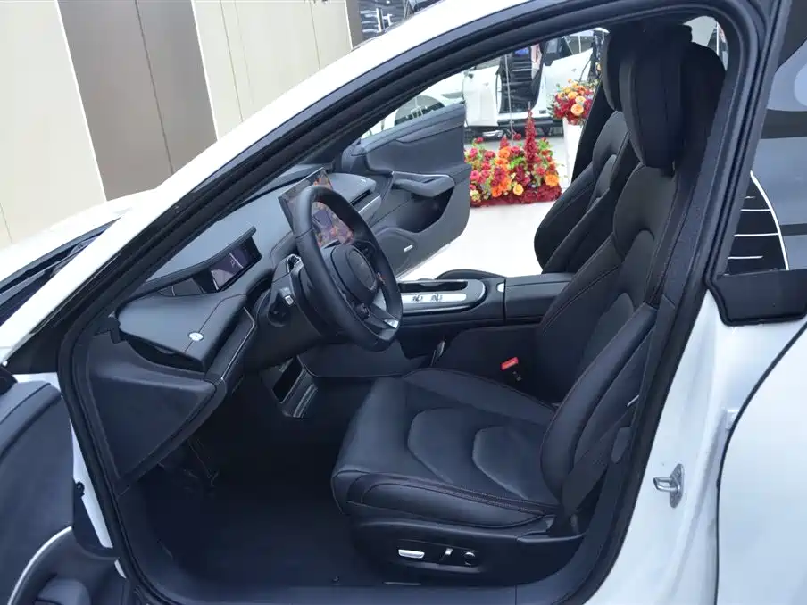 Xiaomi Auto Xiaomi SU7 2024 RWD Ultra Long Range Advanced Smart Driving Pro Edition фото 4