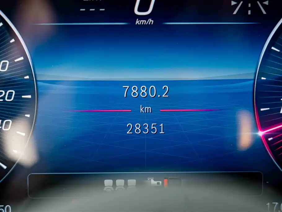Mercedes-Benz GLC Coupe 2024 GLC 260 4MATIC Coupe SUV фото 17
