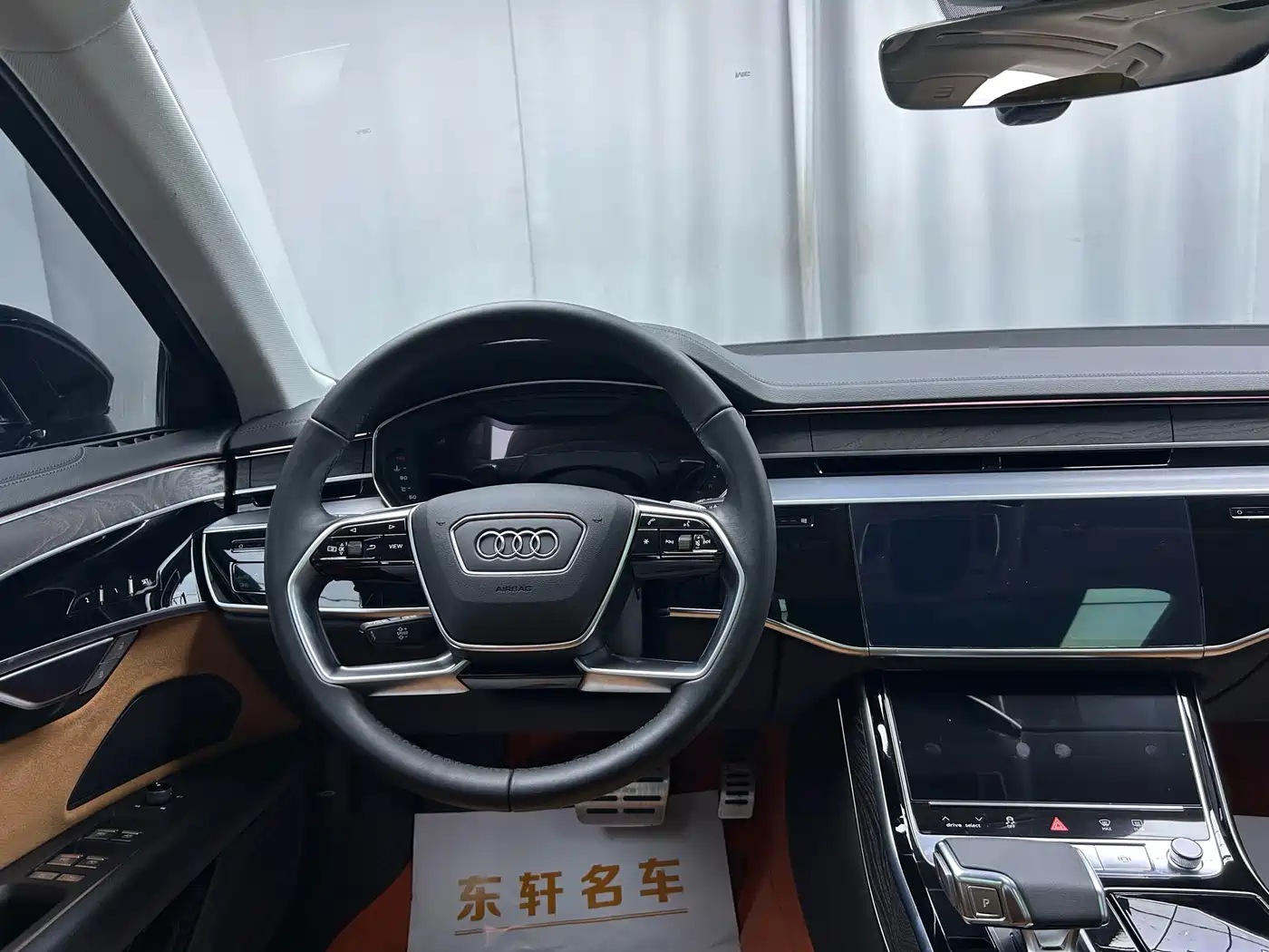 Audi A8 2023 A8L 45 TFSI quattro Luxury фото 11