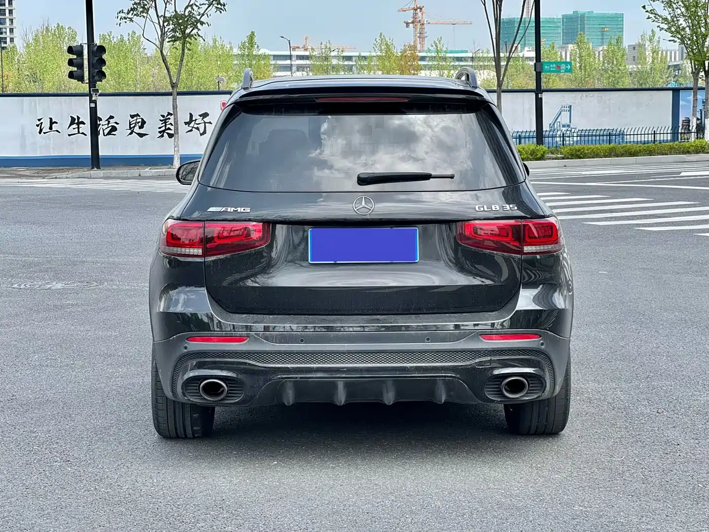 MERCEDES-BENZ GLB AMG