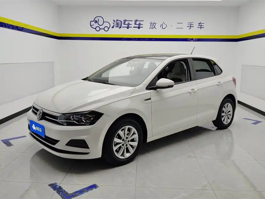 Volkswagen Polo 2021 Plus 1.5L Automatic Colorful Tech Edition