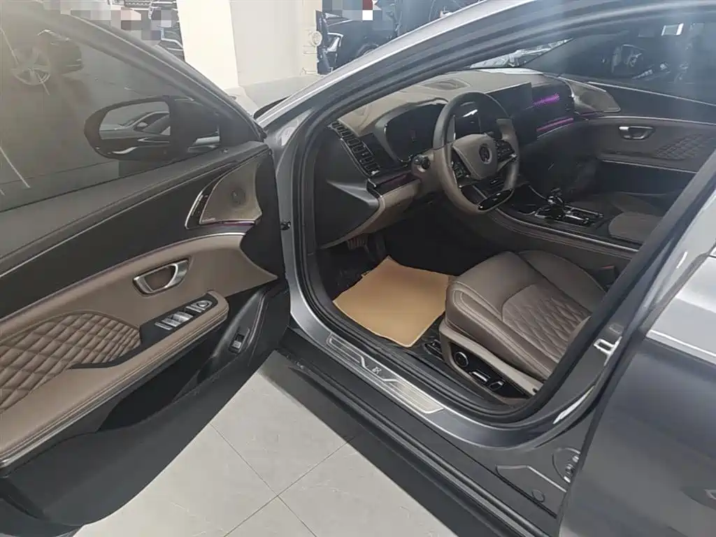BYD Han 2022 DM-i 121KM Premium Edition фото 16