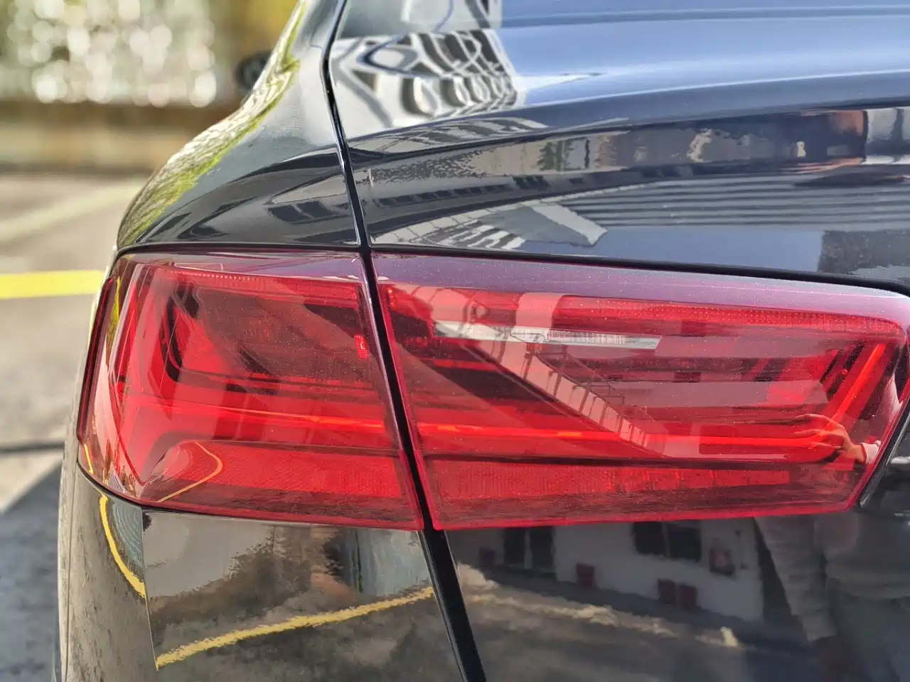 Фото 12 - Audi A6L