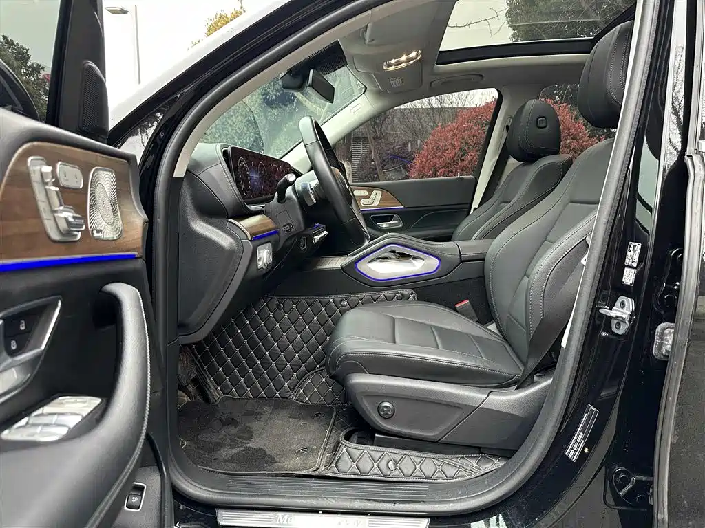 Mercedes-Benz GLE 2024 GLE 450 4MATIC Fashion фото 4