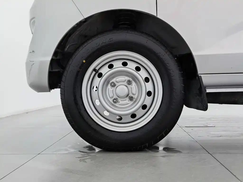 Wuling Motors Wuling Rongguang S 2024 2023 1.5L Base 5/7 Seater