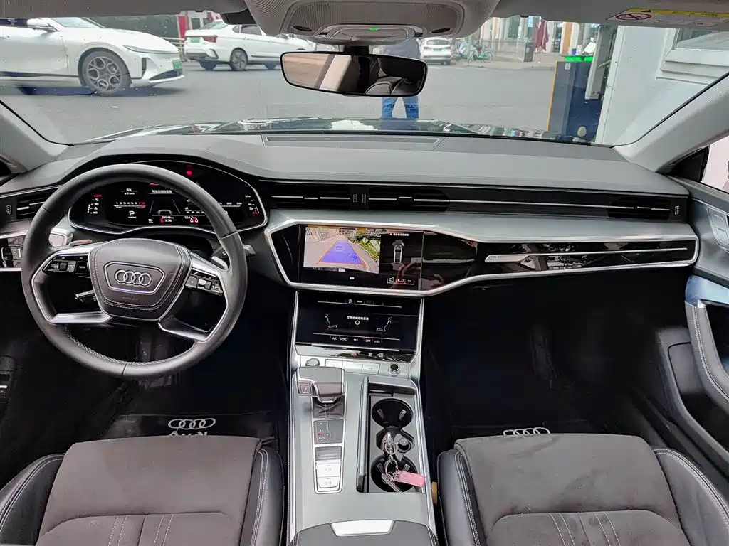 Audi A7L 2024 45TFSI S-line Dream Edition Crystal Package фото 10