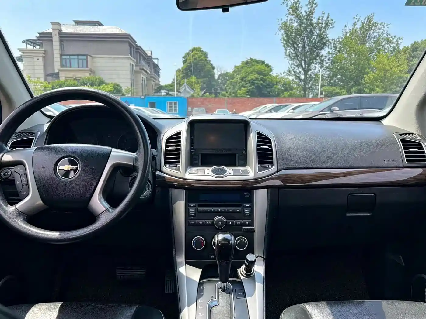 Chevrolet Captiva 2015 2.4L 2WD Urban Edition 7-seater фото 11