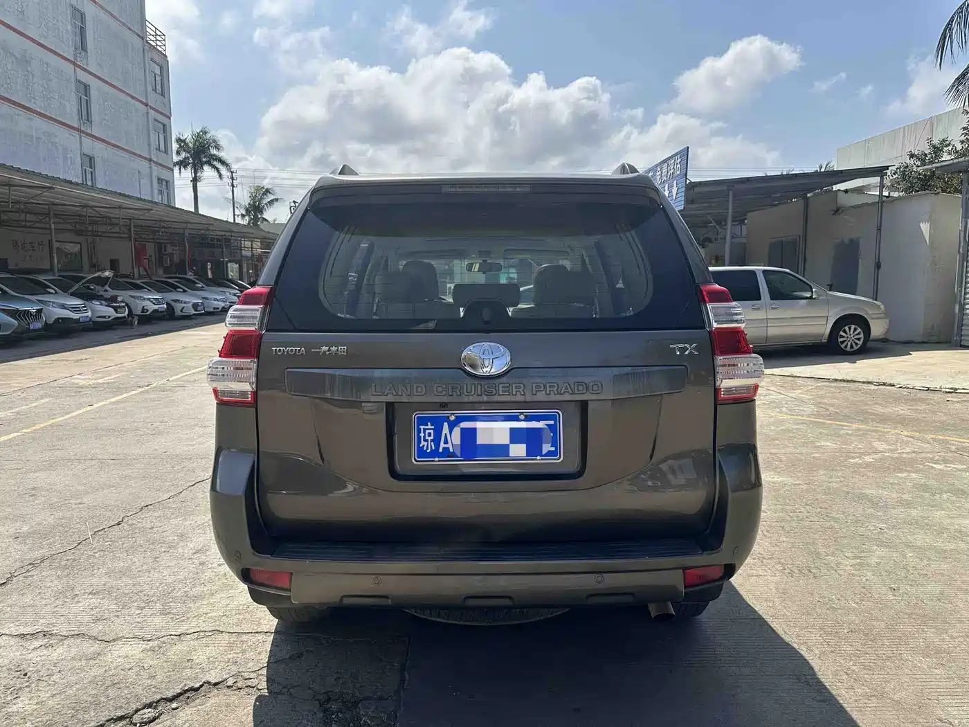 Toyota Prado 2015 2.7L Automatic Standard фото 5
