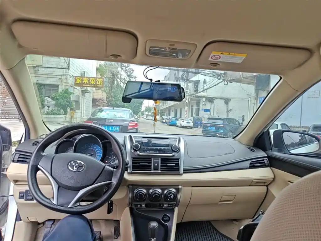 Toyota YARiS L Zhi Xuan 2014 1.5G Automatic Dynamic Edition фото 18