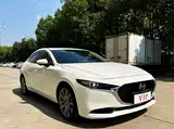 Photo 3 - Mazda Mazda 3