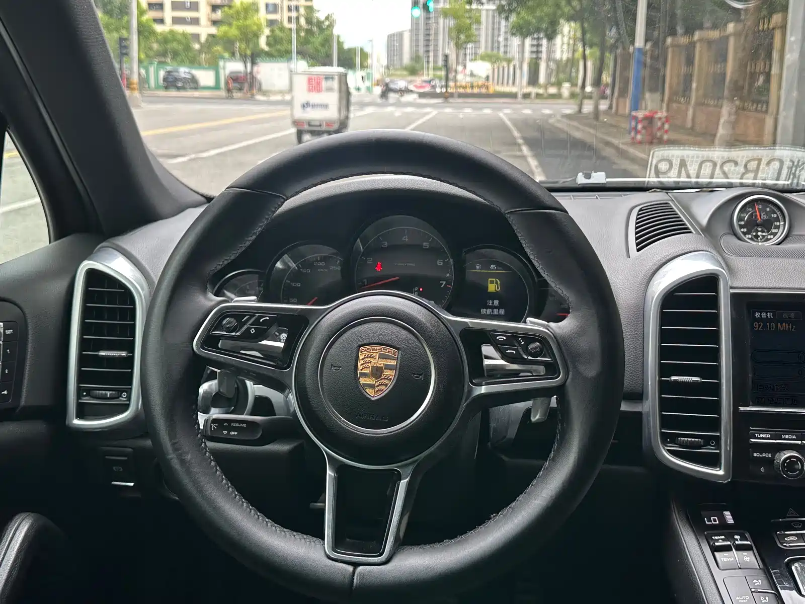 Фото 18 - Porsche Cayenne