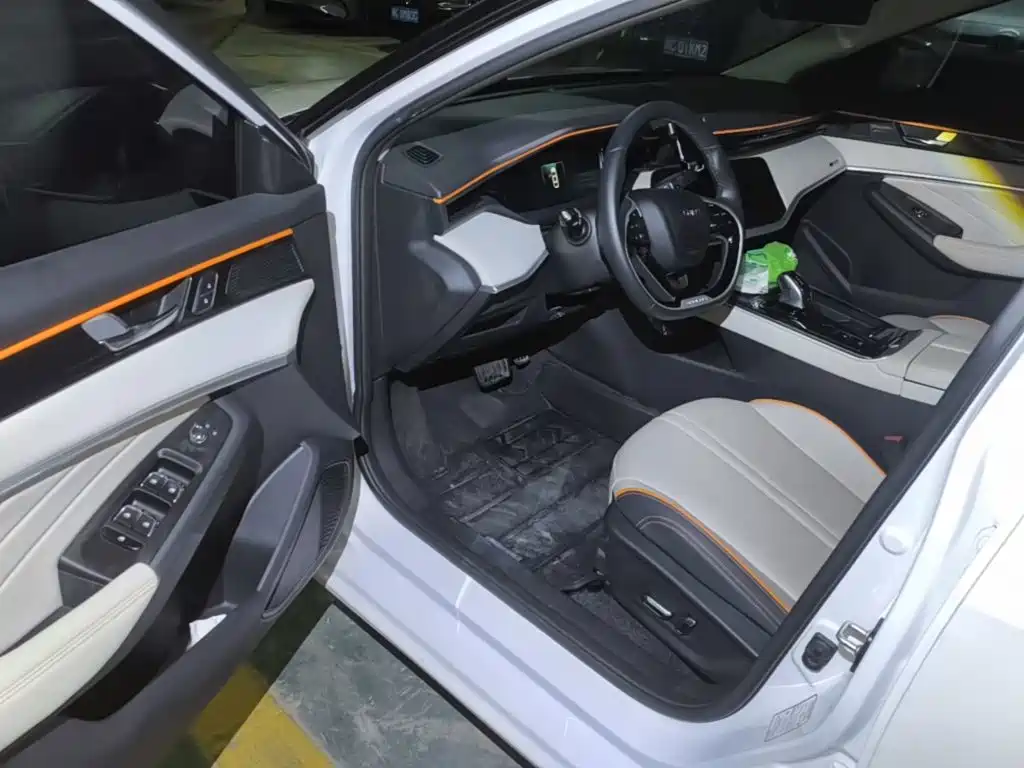Dongfeng Aeolus Yixuan MAX 2022 2021 1.5T Super Cool Dad Edition