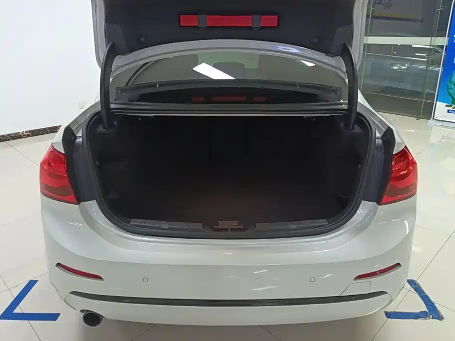 BMW 1 Series 2017 2017 118i Design Package