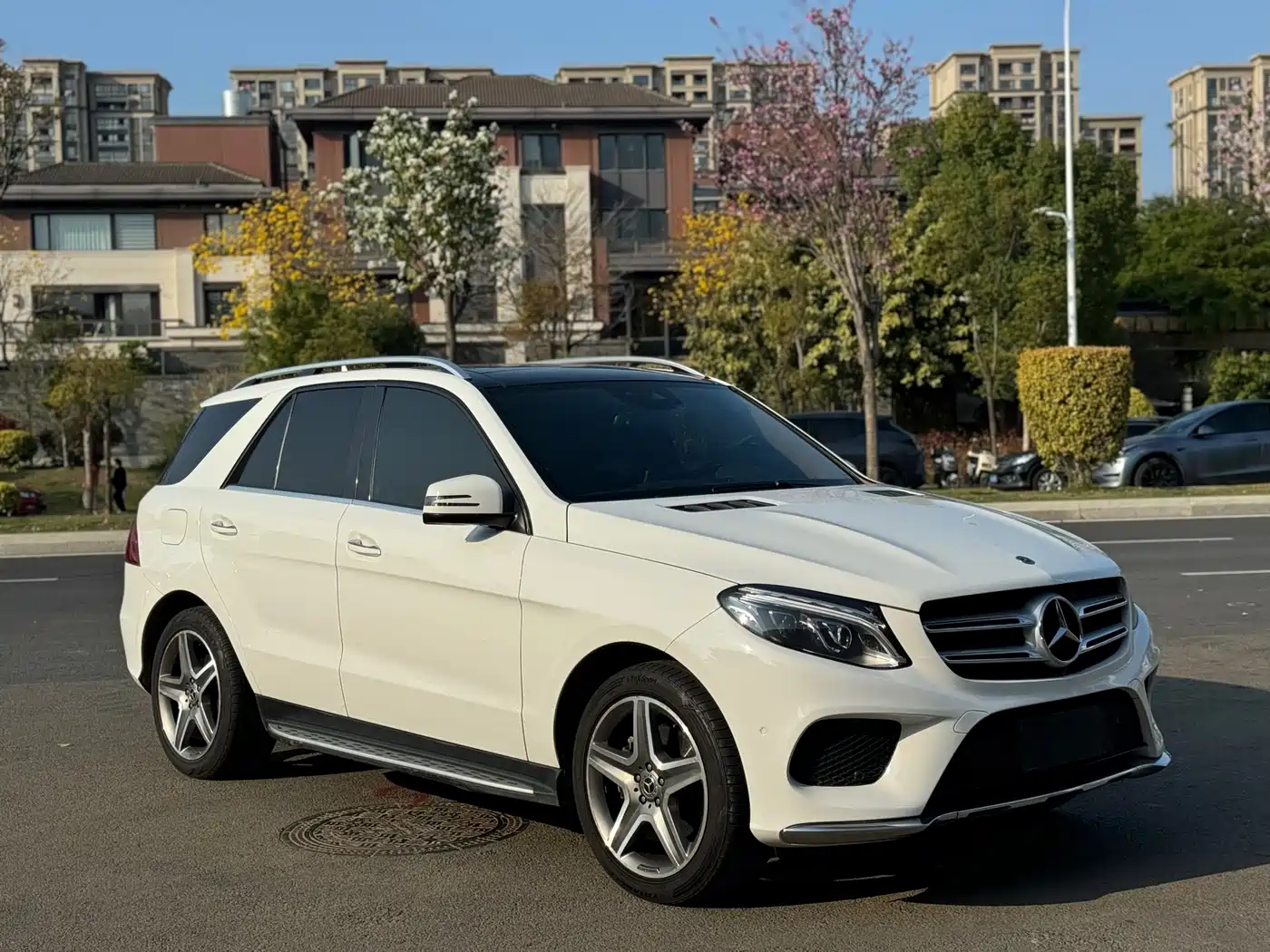 MERCEDES-BENZ GLE