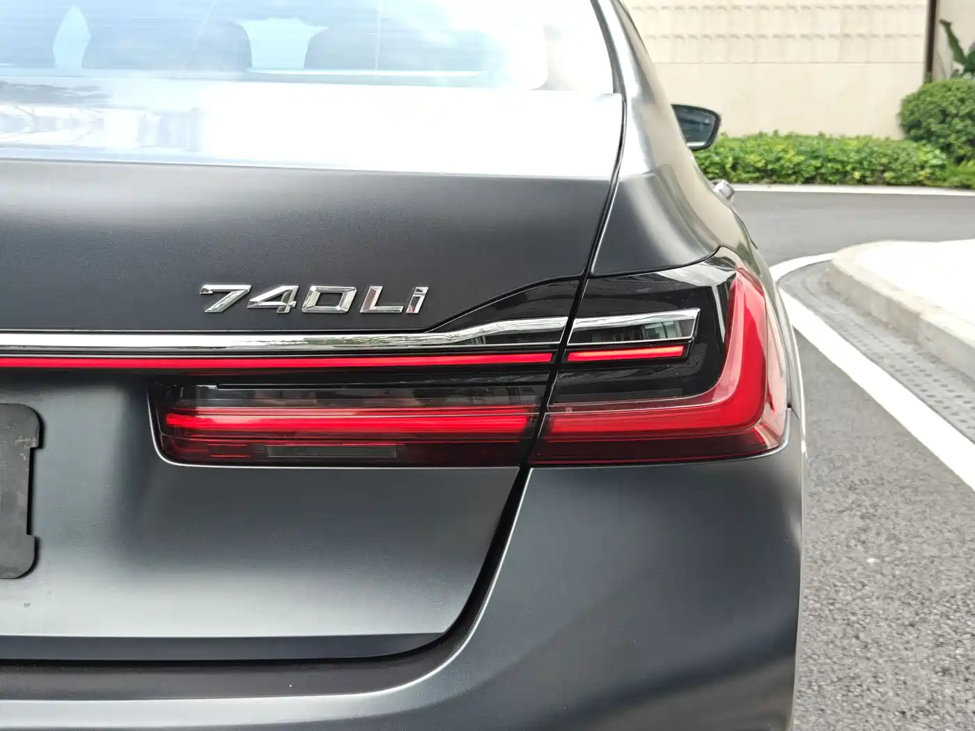 BMW 7 Series 2019 740Li xDrive Executive M Sport Package фото 20