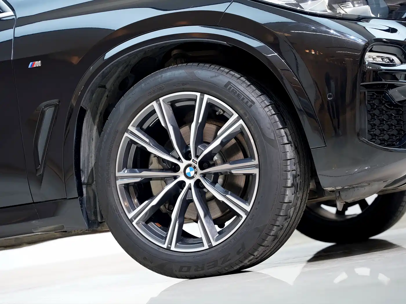 BMW X5 (Import) 2020 xDrive30i M Sport Package фото 10