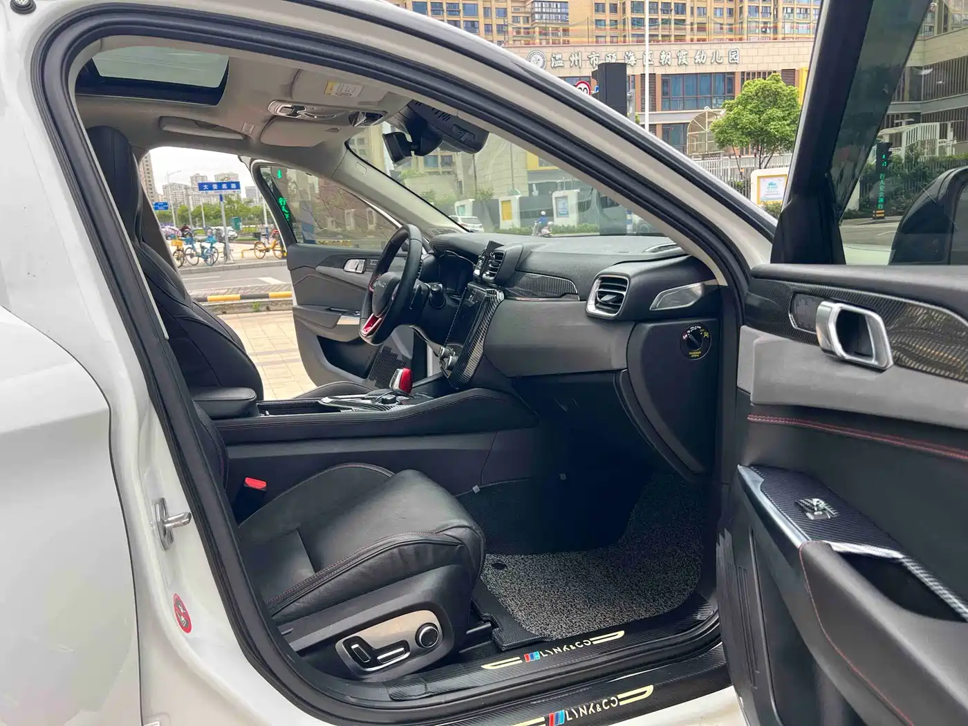 Lynk & Co 02 2018 2018 2.0T DCT AWD Pro Edition China V