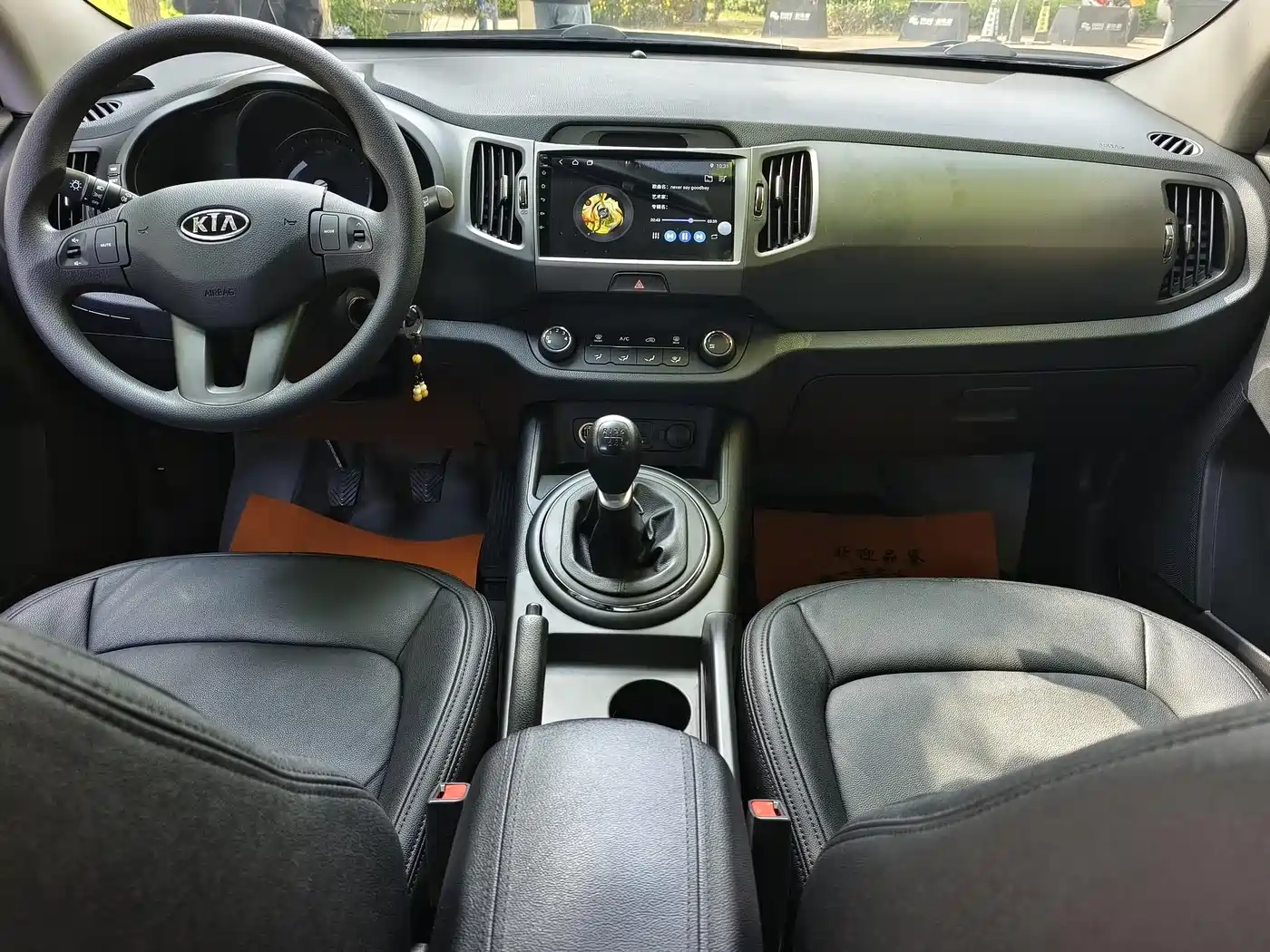 Kia Sportage 2012 2.0L Manual 2WD GLS фото 11