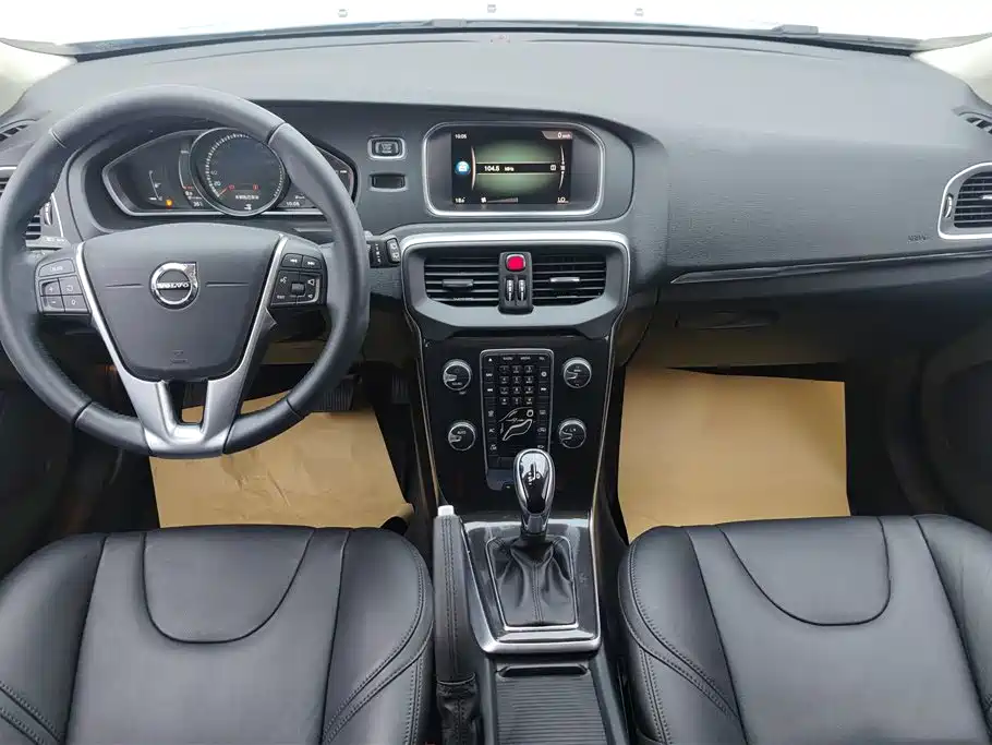 Volvo V40 2019 T3 Momentum фото 12