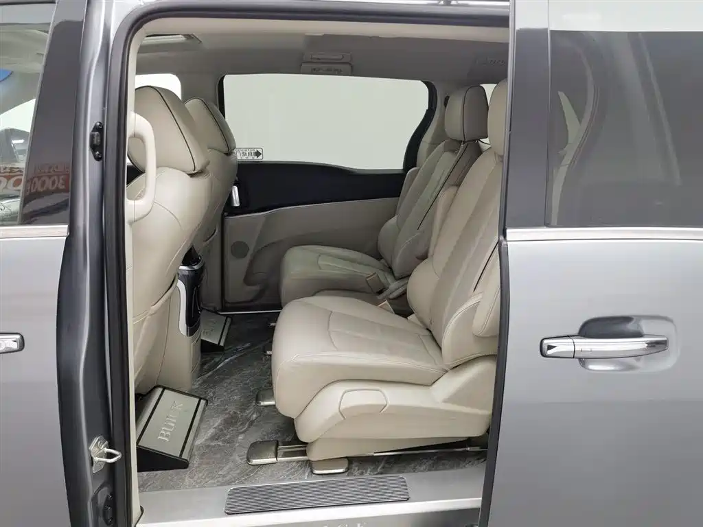 Buick GL8 2020 Model Land Business Class 652T Luxury фото 15