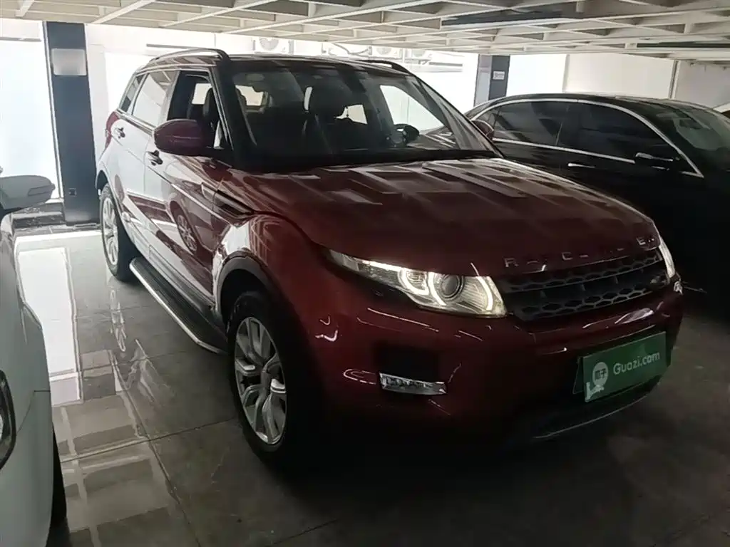Land Rover Range Rover Evoque 2015 2.0T 5-Door Fashion Edition фото 4