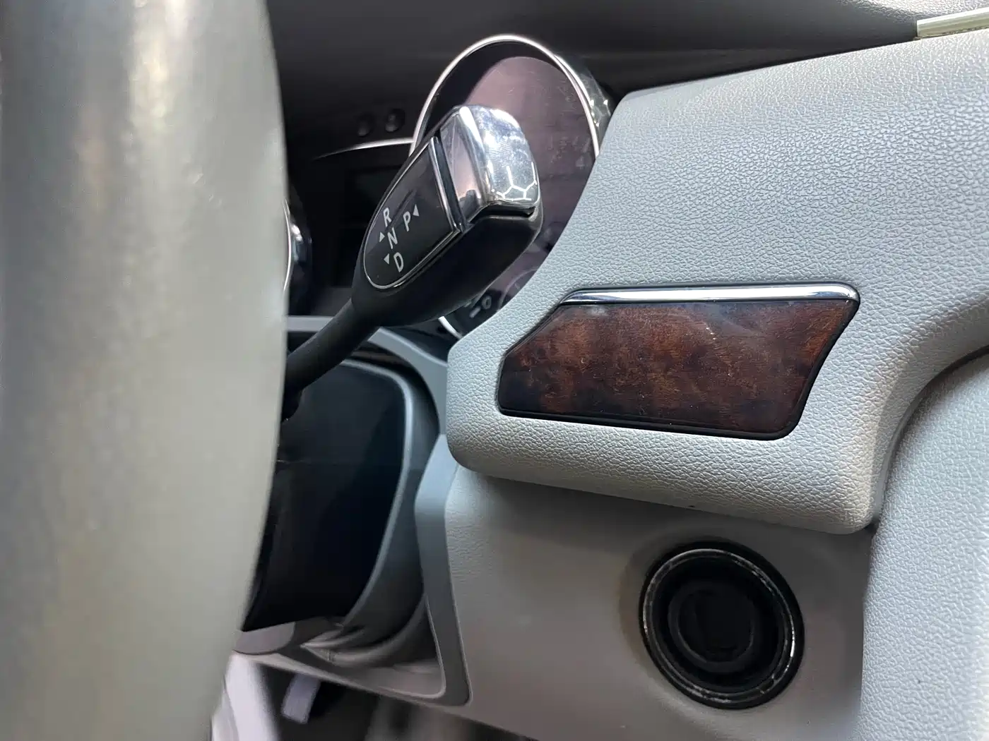 Mercedes-Benz R-Class 2009 Model R 300 L Business Version фото 11