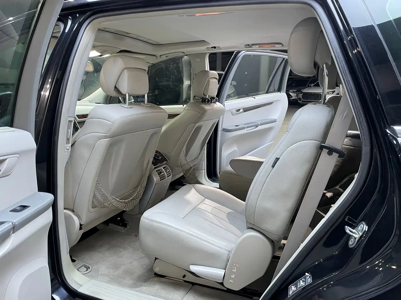 Mercedes-Benz R-Class 2009 Model R 300 L Business Version фото 7