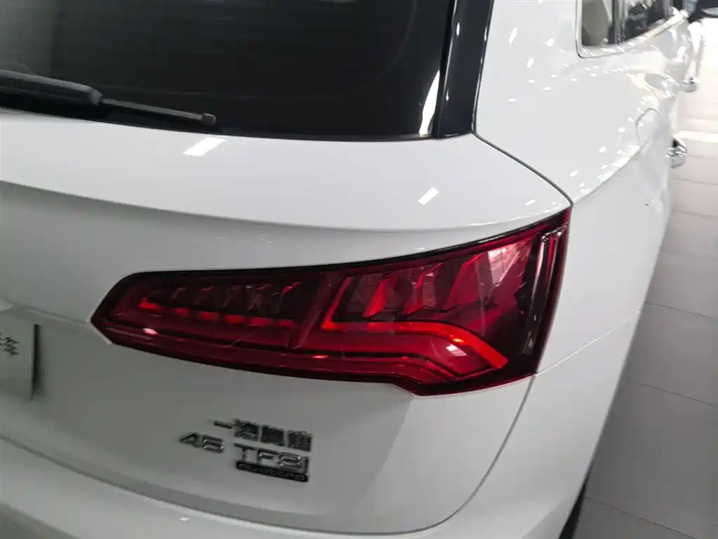 Audi Q5L 2018 45 TFSI Exclusive Fashion China VI фото 8