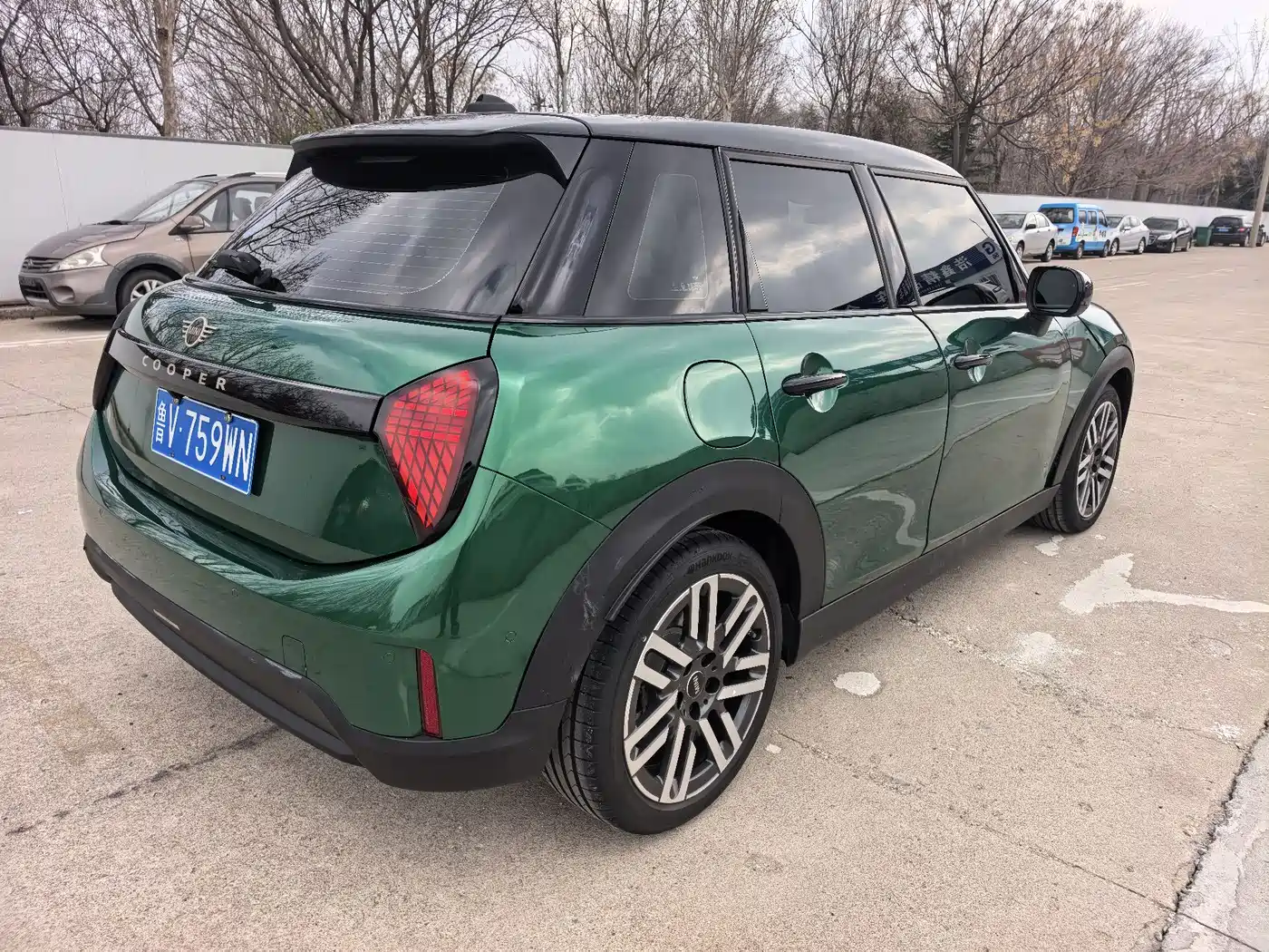 MINI 2025 1.5T COOPER Classic 5-Door фото 4