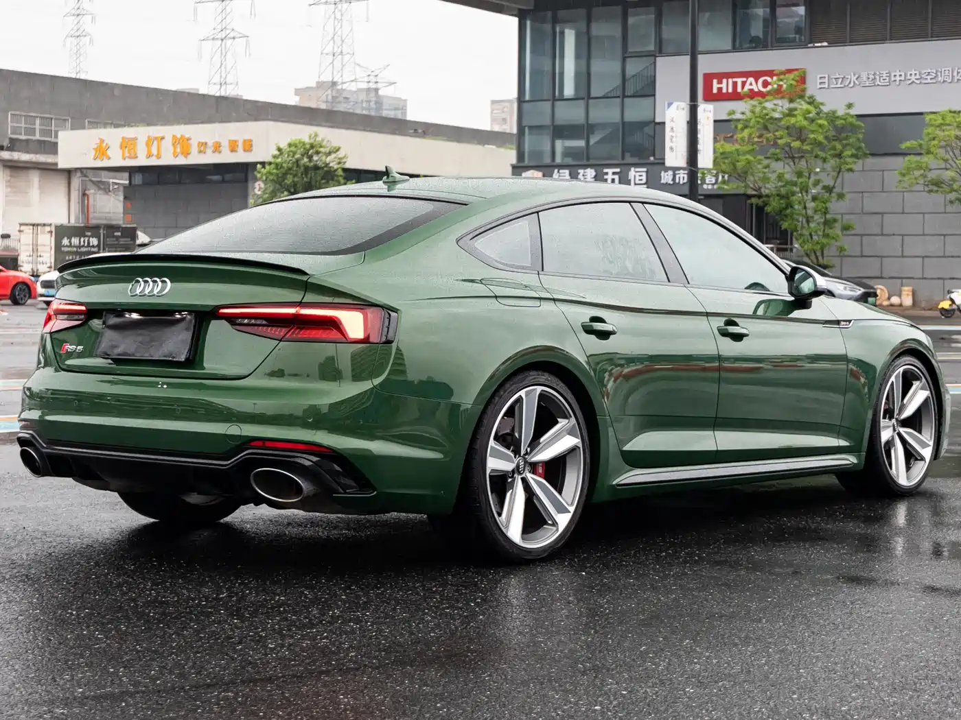 AUDI RS 5
