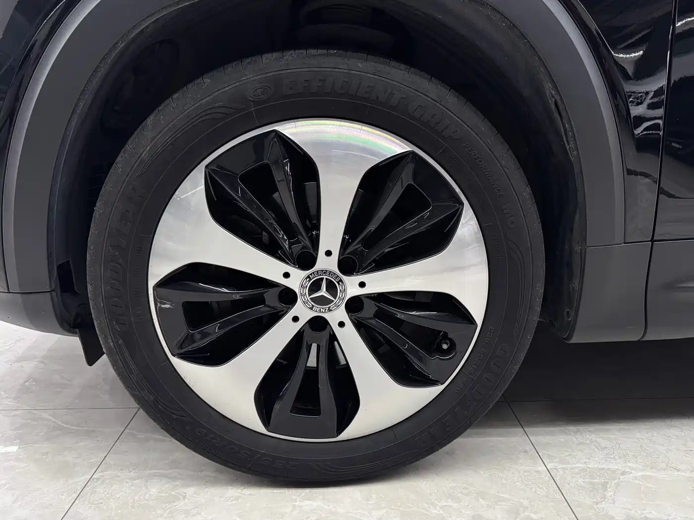Mercedes-Benz GLB 2023 GLB 220 Dynamic фото 5