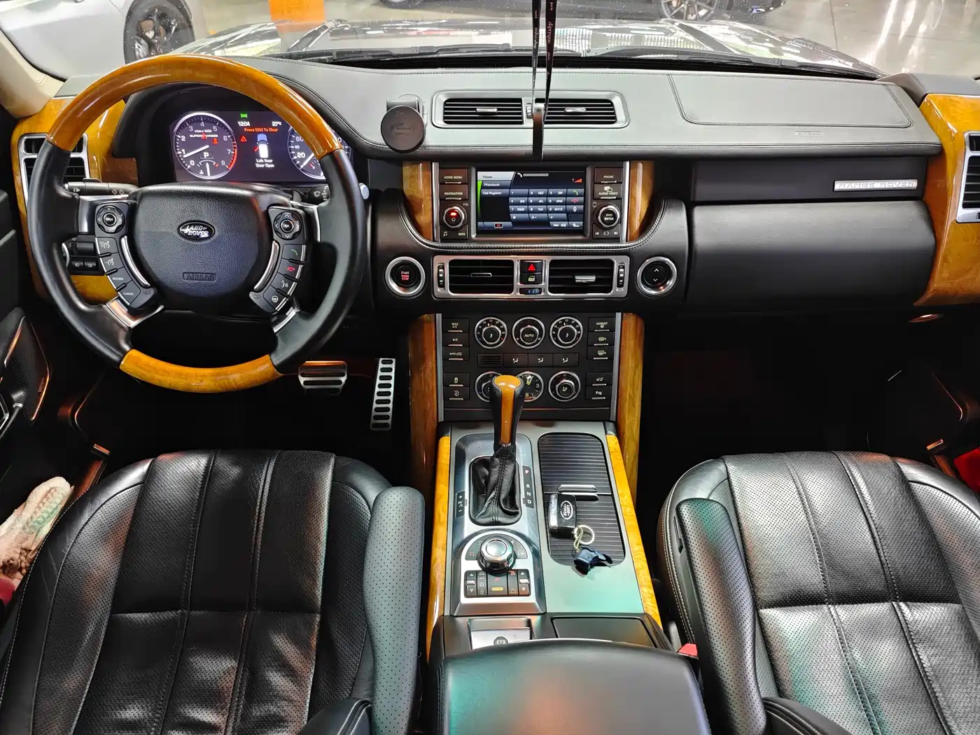 Land Rover Range Rover 2010 2010 5.0 SC V8 Genesis Premium