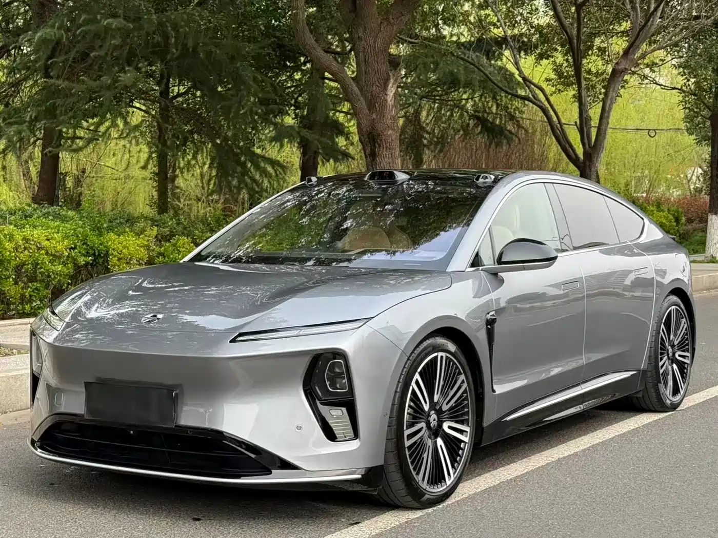 NIO NIO ET9