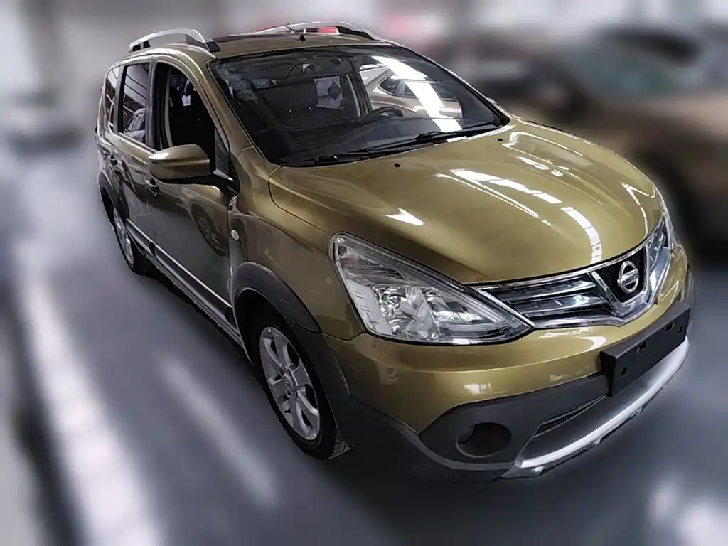 Nissan Livina 2014 2013 Sporty 1.6XV CVT Luxury