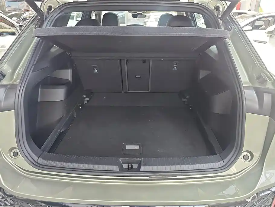 Volkswagen Tayron 2025 Model Tayron L 380TSI 4WD Luxury Easy Package фото 4