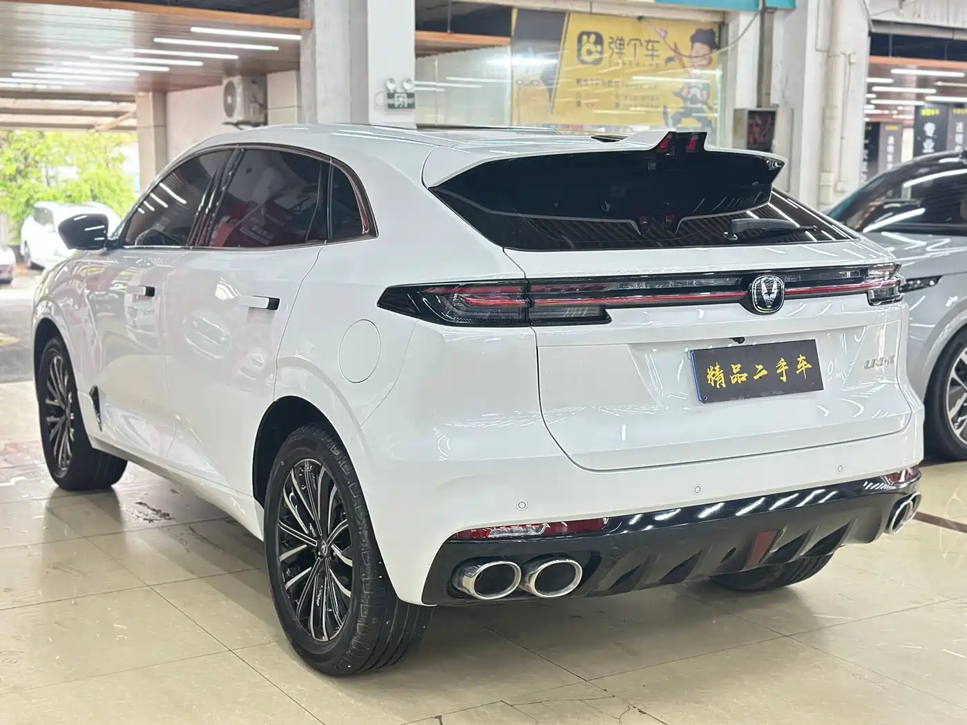 Changan UNI-K 2023 2023 2.0T FWD Joy Style