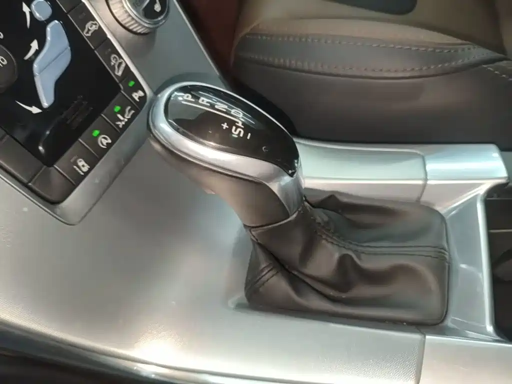 Фото 14 - Volvo XC60