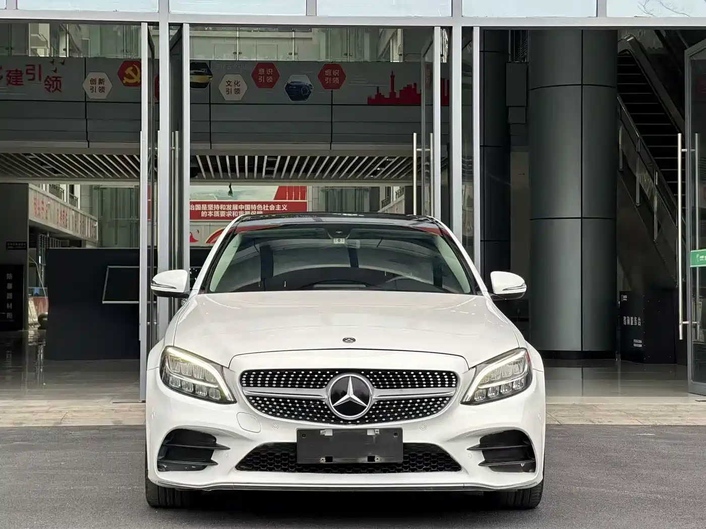 Mercedes-Benz C-Class 2020 C 260 L Sport 4MATIC фото 2