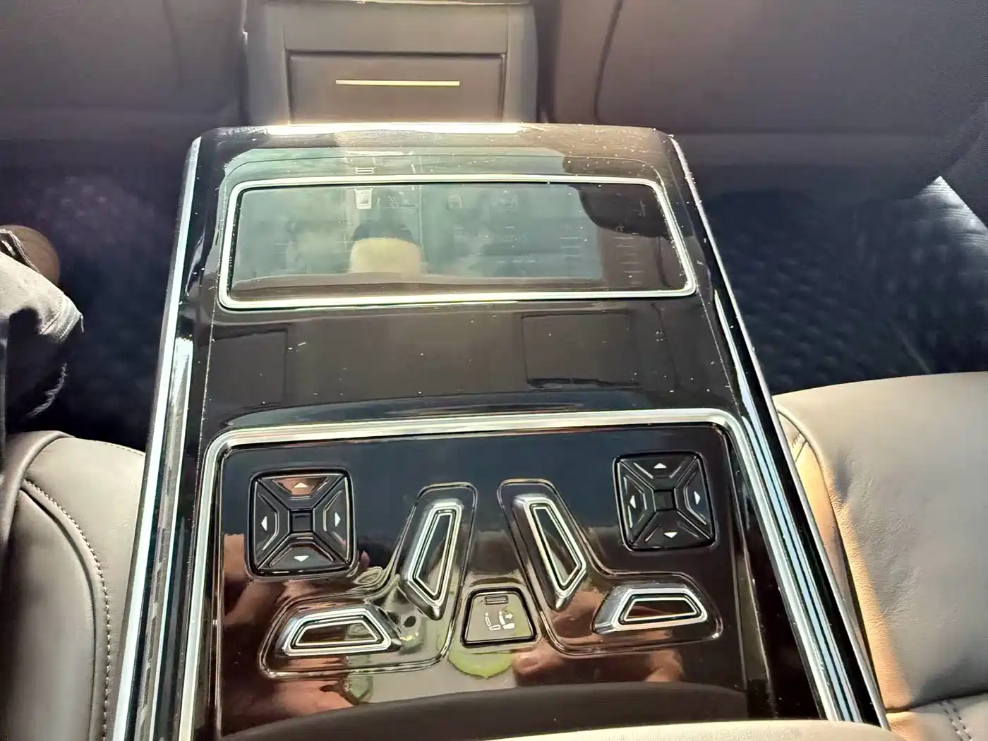 Audi A8 2019 Plus A8L 50 TFSI quattro Comfort фото 19