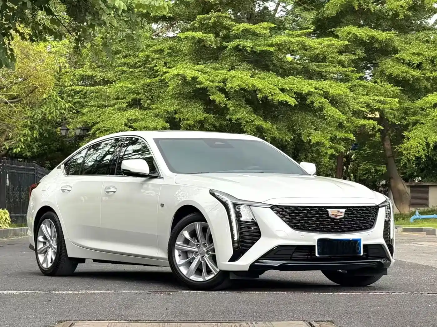 Cadillac CT5 2024 28T Luxury Model фото 10
