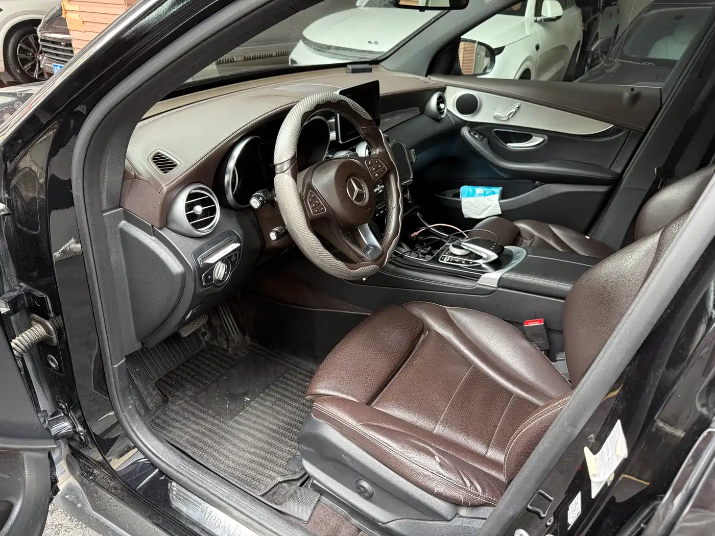 Mercedes-Benz GLC 2018 Facelift GLC 200 4MATIC фото 7