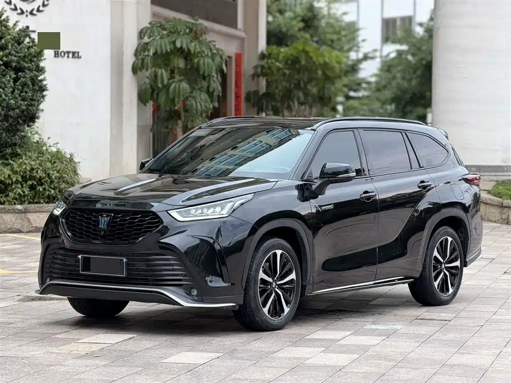 Toyota Crown Kluger 2023 2.5L HEV AWD Premium Edition