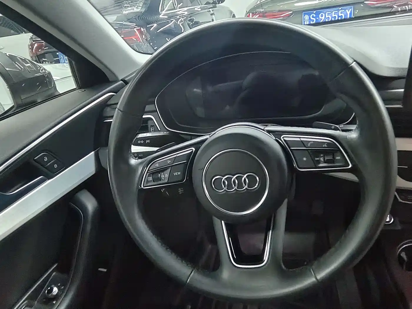 Audi A4L 2022 40 TFSI Fashion Elegance фото 4